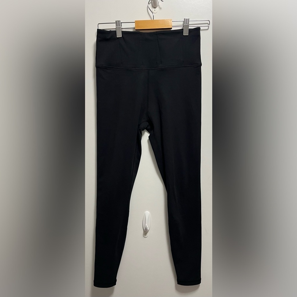 Curves N Combatboots Leggings Black 26 Inch Inseam Womens Size Medium
